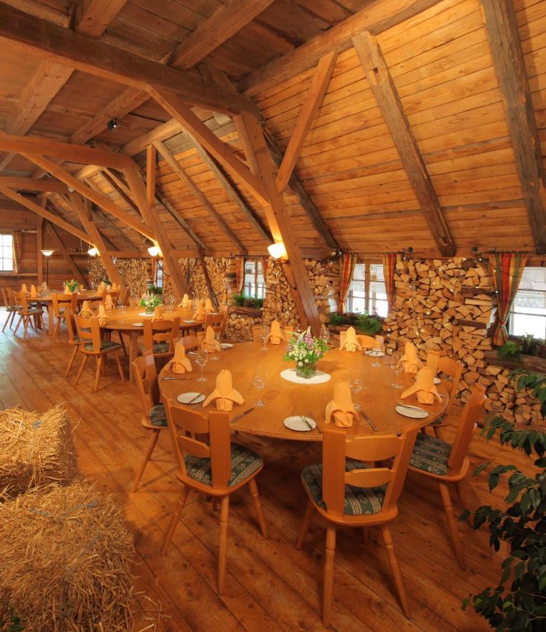 Waldhotel Fehrenbach ฮินเทอร์ซาร์เทน ภายนอก รูปภาพ