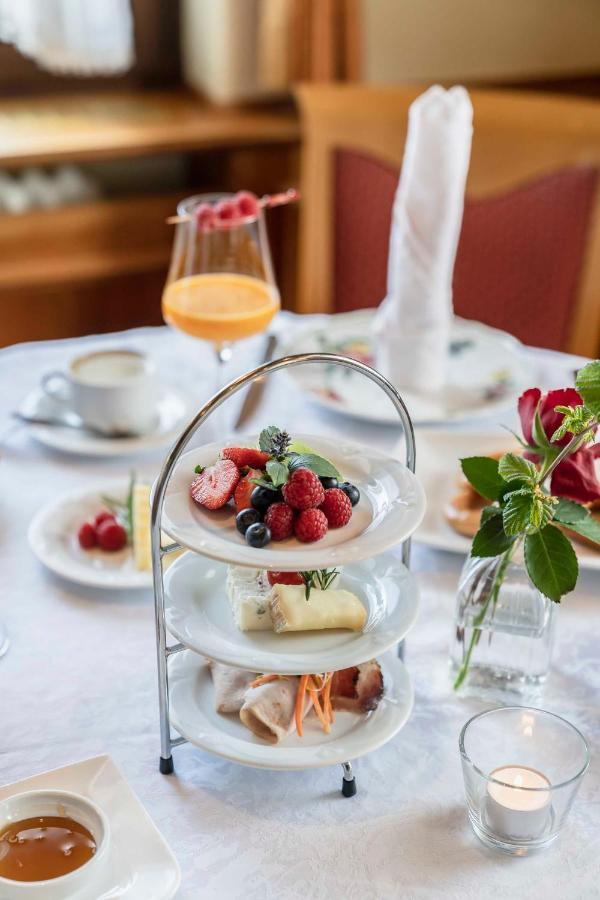 Waldhotel Fehrenbach ฮินเทอร์ซาร์เทน ภายนอก รูปภาพ
